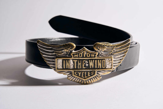 WING BUCKLE BELT